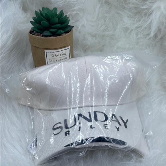 Sunday Riley Hat - Picture 5 of 5